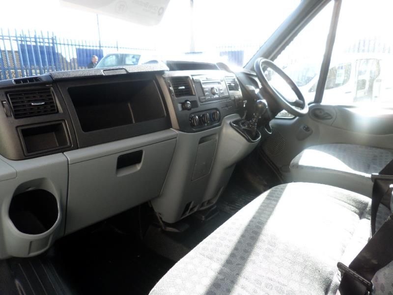 2012 Ford Transit 350 RWD image 7