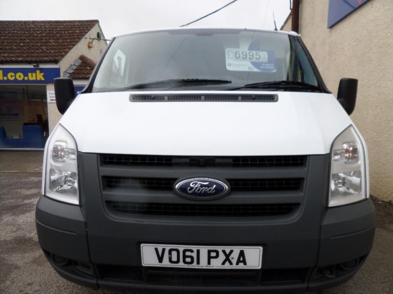 2011 Ford Transit 260 image 3