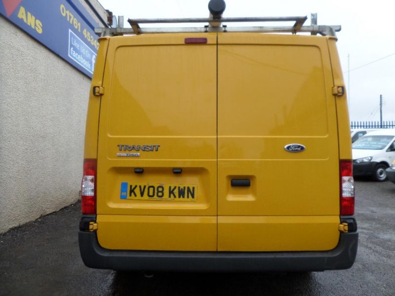 2008 Ford Transit 260 image 4