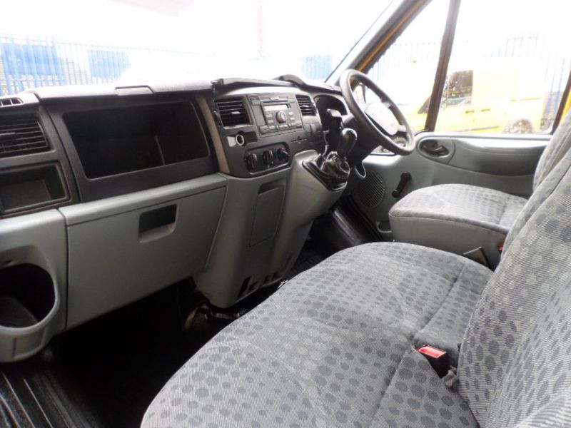 2008 Ford Transit 260 image 7