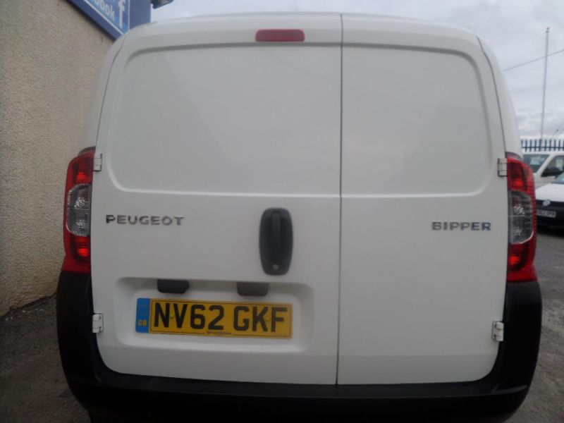 2012 Peugeot Bipper Hdi S image 4