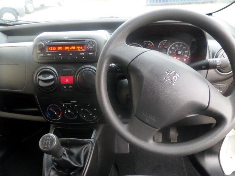 2012 Peugeot Bipper Hdi S image 9