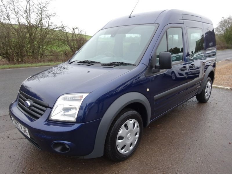 2012 Ford Transit Connect T230 Trend Hr Dcb image 1