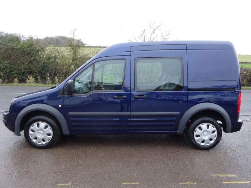 2012 Ford Transit Connect T230 Trend Hr Dcb image 5