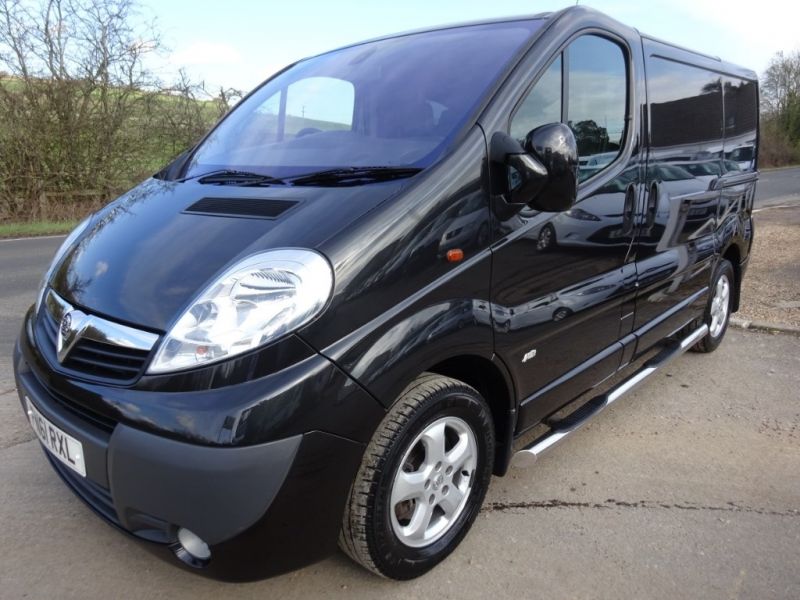 2011 Vauxhall Vivaro 2700 CDTi Sportive image 1