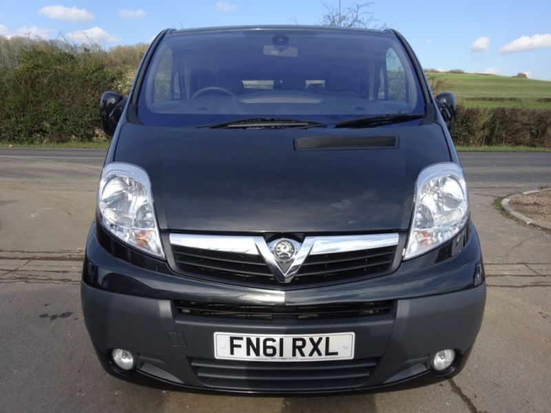 2011 Vauxhall Vivaro 2700 CDTi Sportive image 2