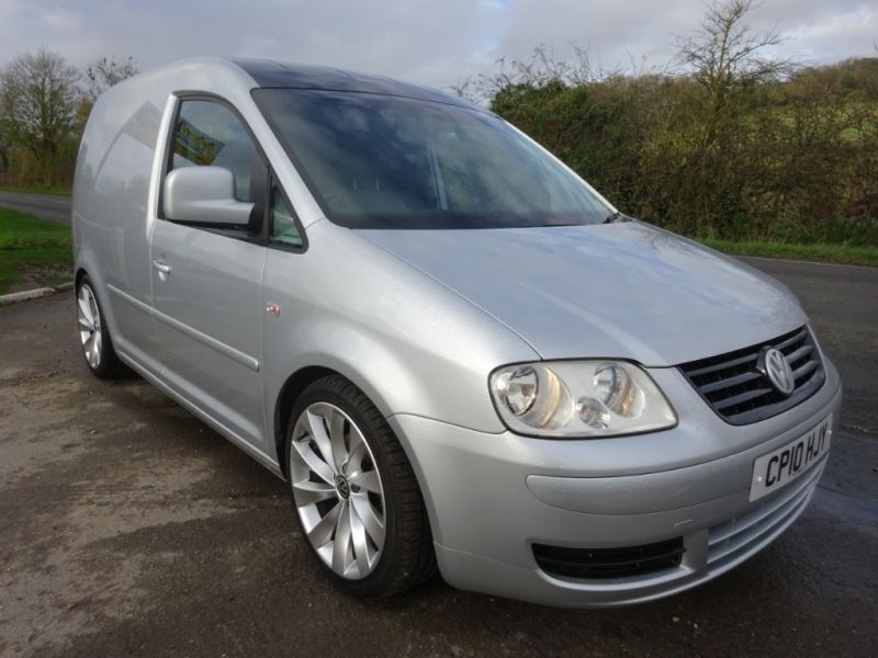 2010 Volkswagen Caddy C20 TDi 104 Custom Van image 2