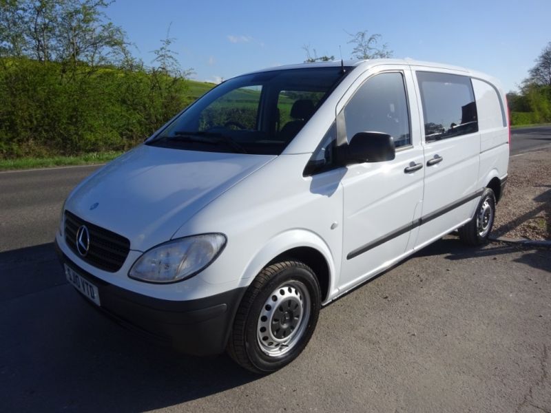 2010 Mercedes-Benz Vito 115 Cdi Crew Van image 1