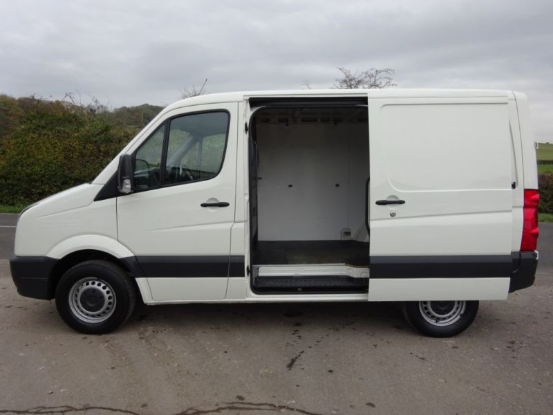 2010 Volkswagen Crafter Cr30 SWB image 3