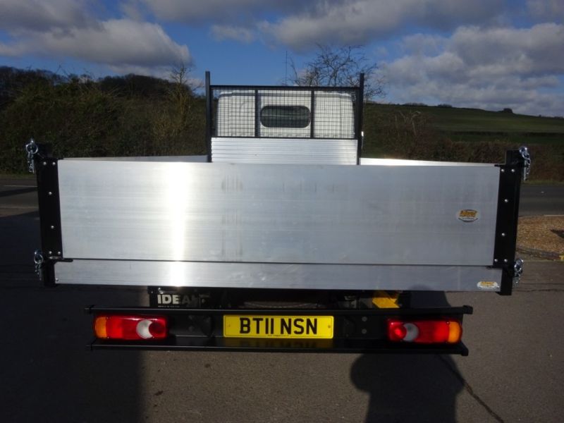 2011 Nissan Cabstar 35.13 Drw Tipper image 6