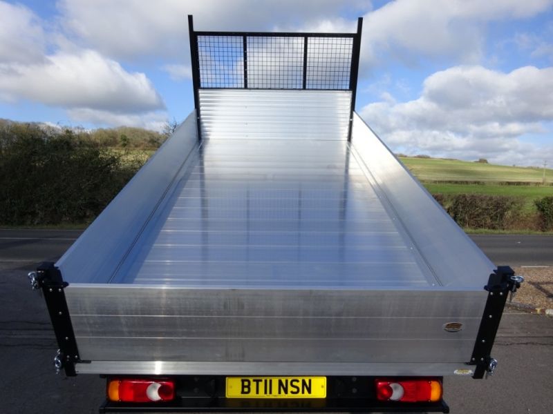 2011 Nissan Cabstar 35.13 Drw Tipper image 8