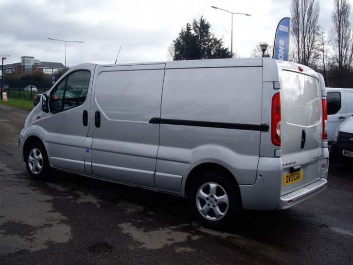 2013 Vauxhall Vivaro 2900 CDTi Sportive image 3