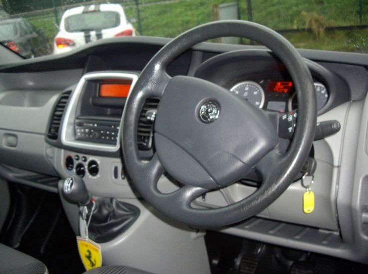 2012 Vauxhall Vivaro 2900 CDTi Sportive image 7