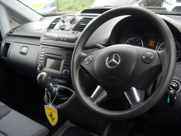 2012 Mercedes-Benz Vito 113 Cdi image 7