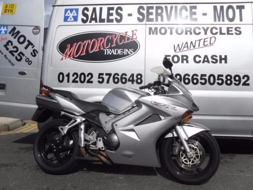 2003 HONDA VFR 800-3 image 1