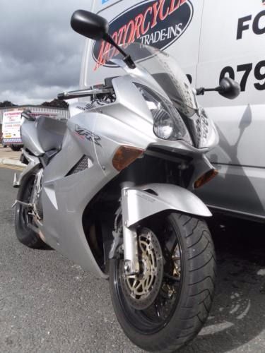 2003 HONDA VFR 800-3 image 3