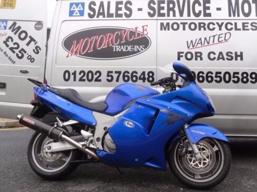 2001 HONDA CBR 1100 image 1