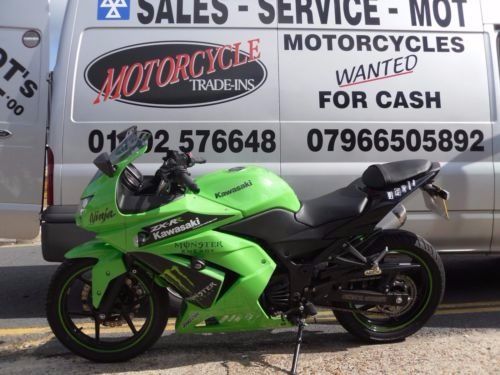 2012 KAWASAKI EX 250 KAF image 2