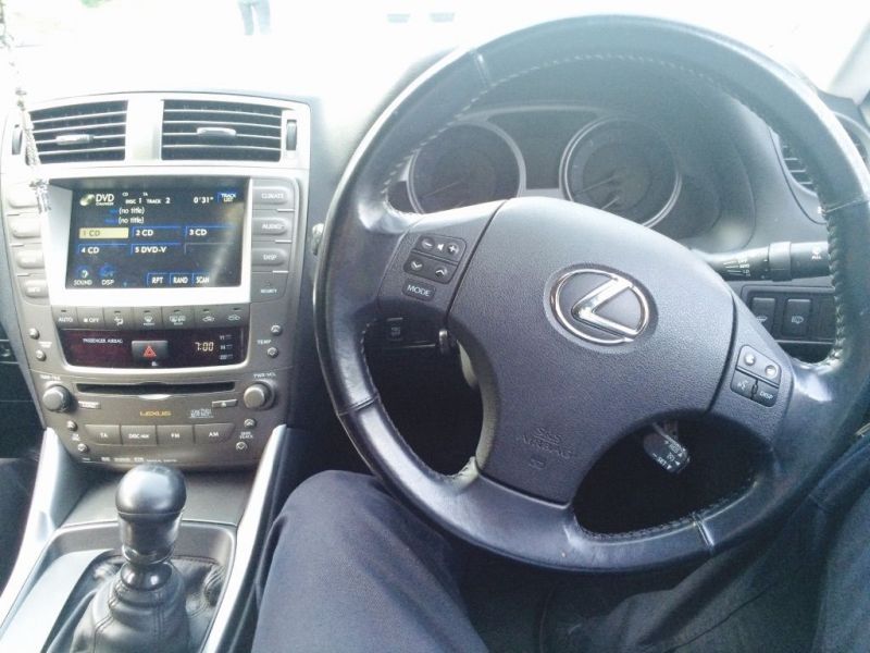 2006 Lexus is220D image 4