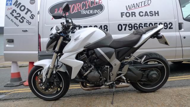 2010 HONDA CB 1000 RA-A image 3