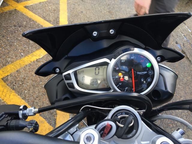 2014 TRIUMPH STREET TRIPLE image 3