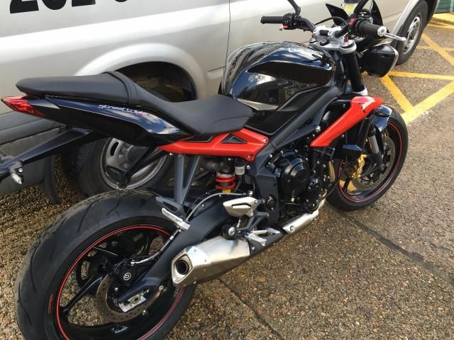 2014 TRIUMPH STREET TRIPLE image 5