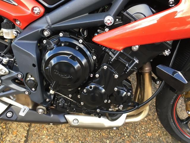 2014 TRIUMPH STREET TRIPLE image 8