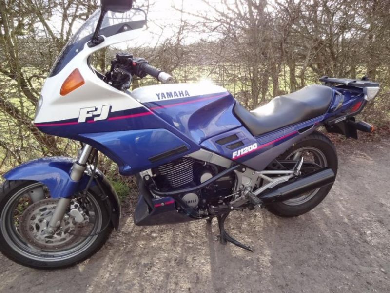1993 Yamaha FJ1200 image 2