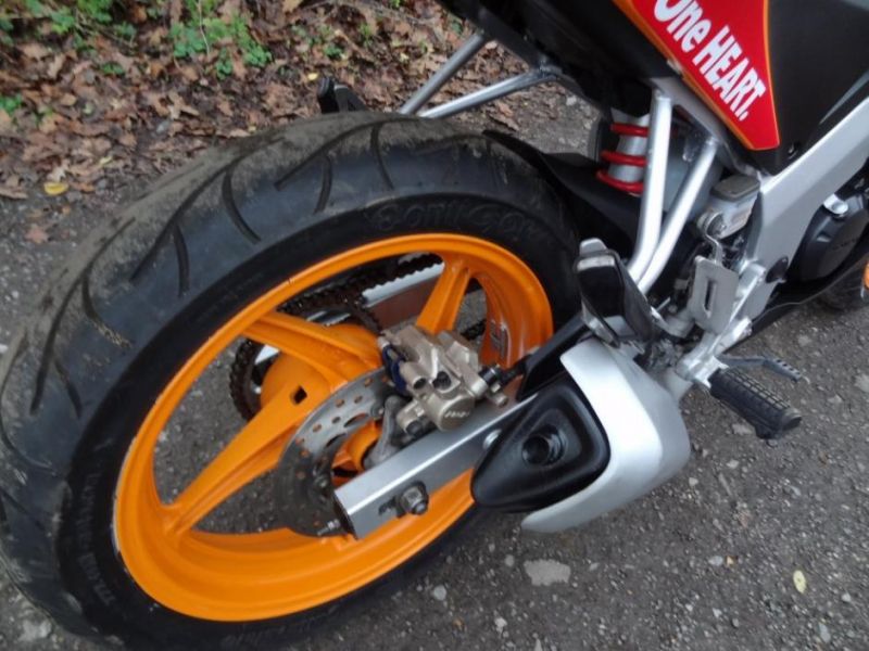 2012 Honda CBR125 R-C Repsol image 5