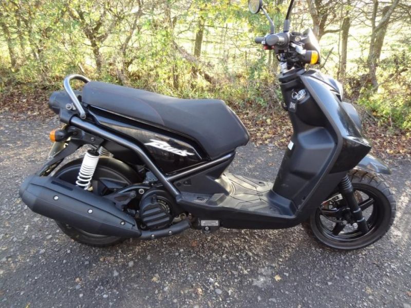 2012 Yamaha BWS125 image 1
