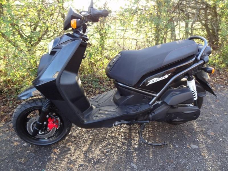 2012 Yamaha BWS125 image 2
