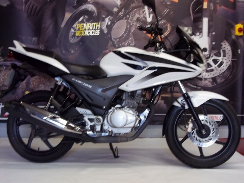 2012 Honda CBF 125M-B image 3
