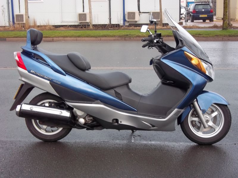 2003 Suzuki AN400 Burgman K-2 image 1