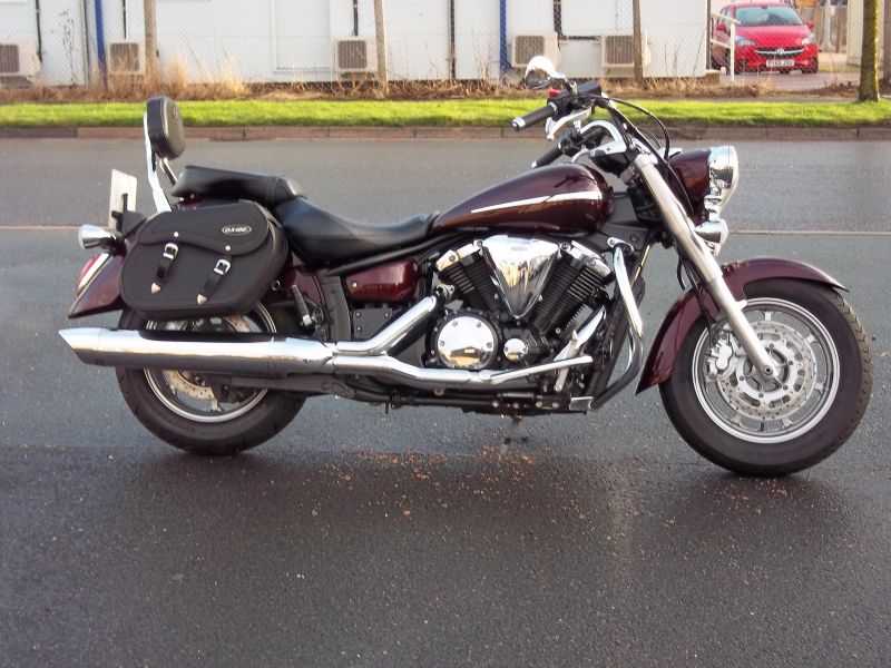 2009 Yamaha XVS1300 A Midnight Star image 1