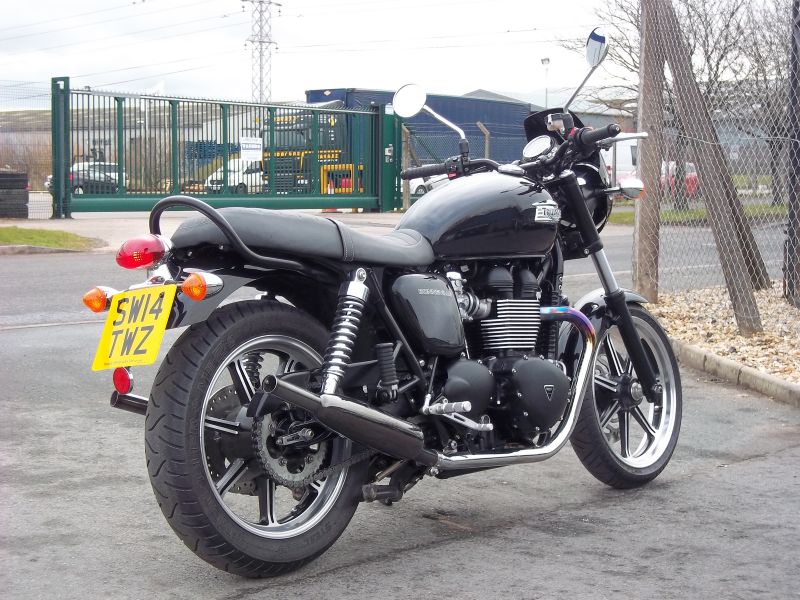2014 Triumph Bonneville 865 Injected image 6