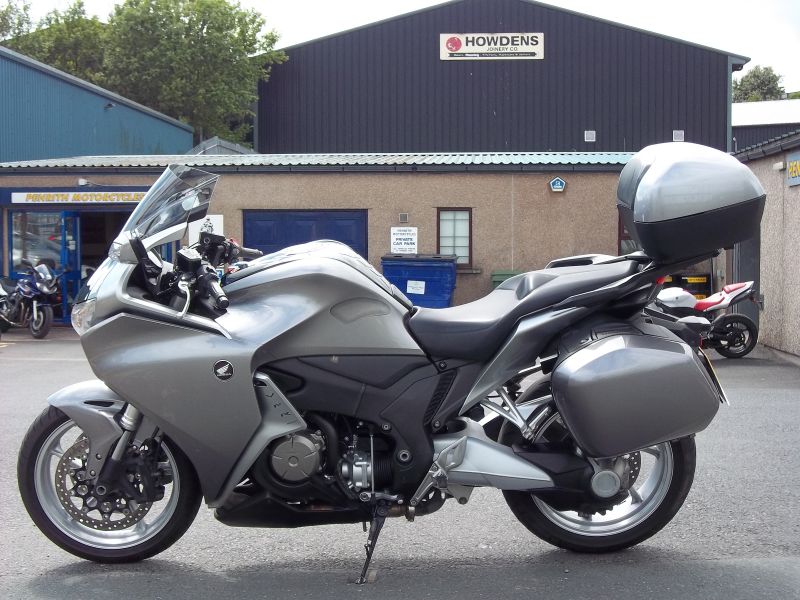 2010 Honda VFR1200 FA FA image 5