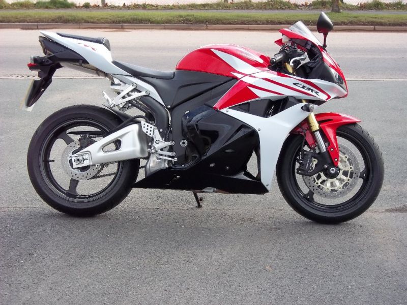 2013 Honda CBR600 RR 600 RR-C image 1