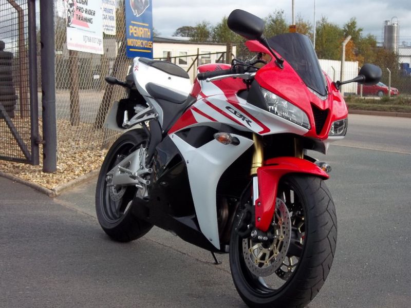 2013 Honda CBR600 RR 600 RR-C image 3