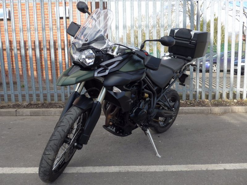 2013 Triumph Tiger 800 XC image 2