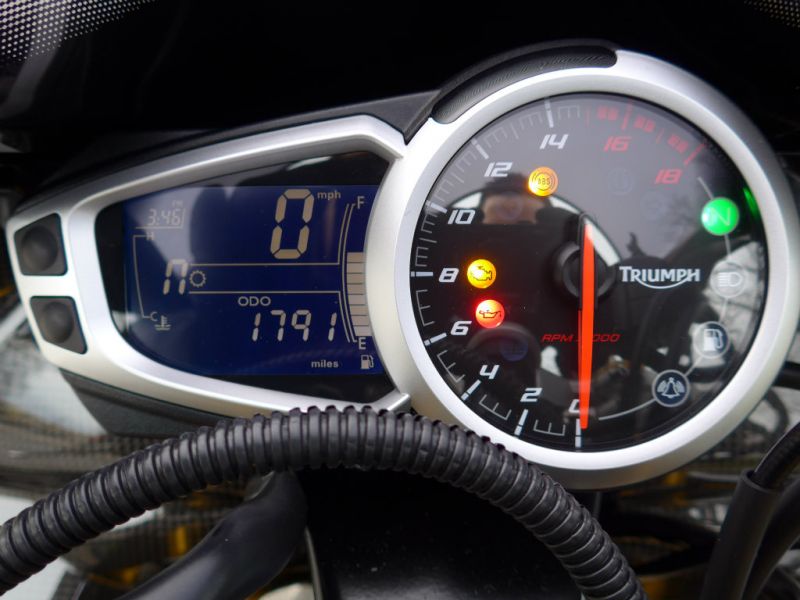 2015 Triumph Daytona 675 image 6