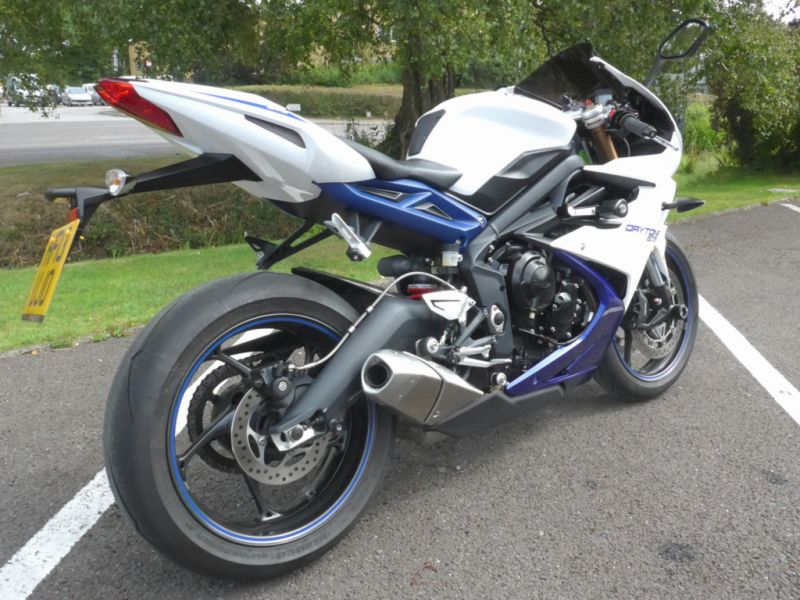 2013 TRIUMPH DAYTONA 675 image 6