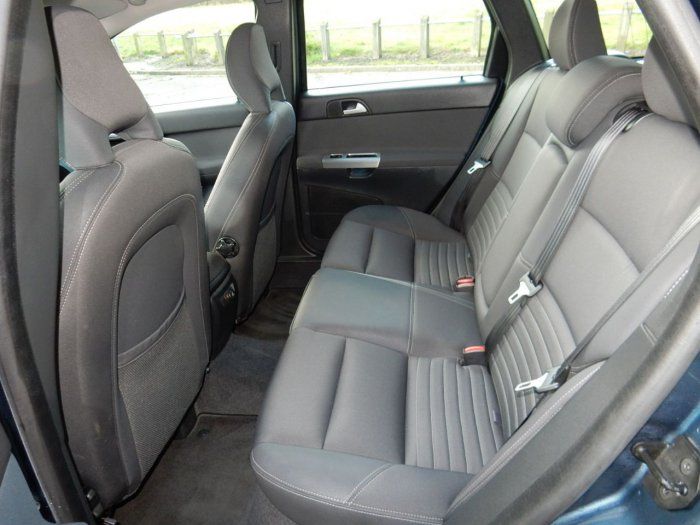 2006 Volvo V50 2.0D Sport 5dr image 8