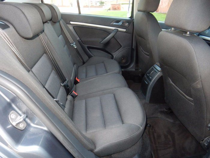 2007 Skoda Octavia 2.0 TDI PD Elegance 5dr image 8