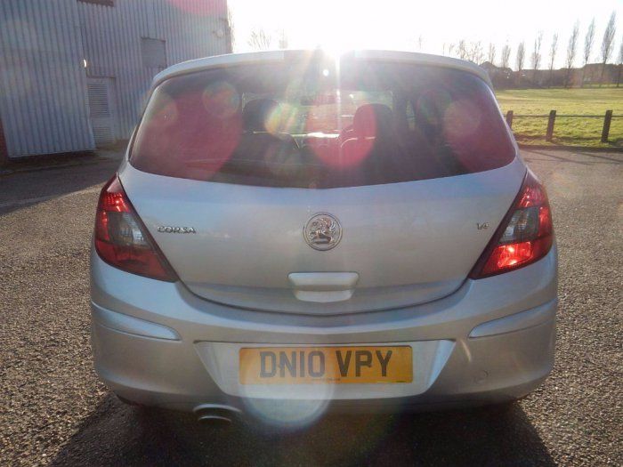 2010 Vauxhall Corsa 1.4i 16V SXi 5dr image 5