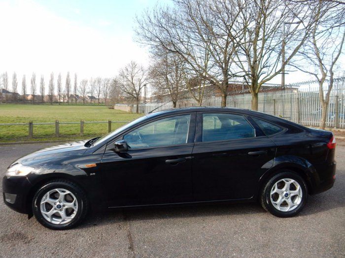 2007 Ford Mondeo 2.0 TDCi Zetec 5dr image 3