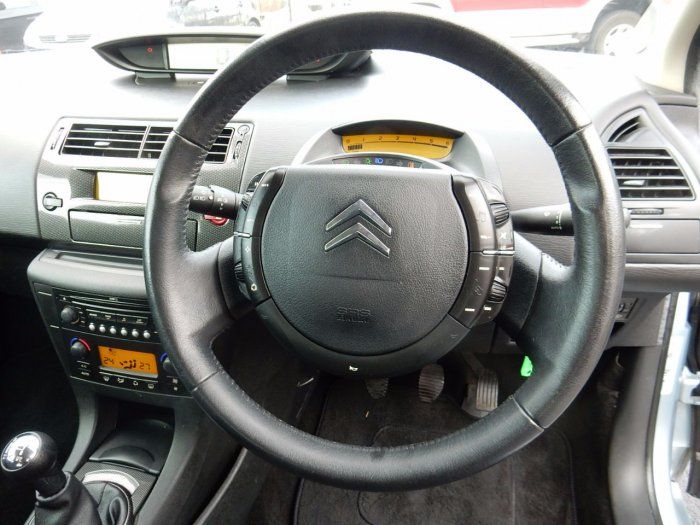 2008 Citroen C4 1.6HDi 16V VTR Plus 3dr image 6