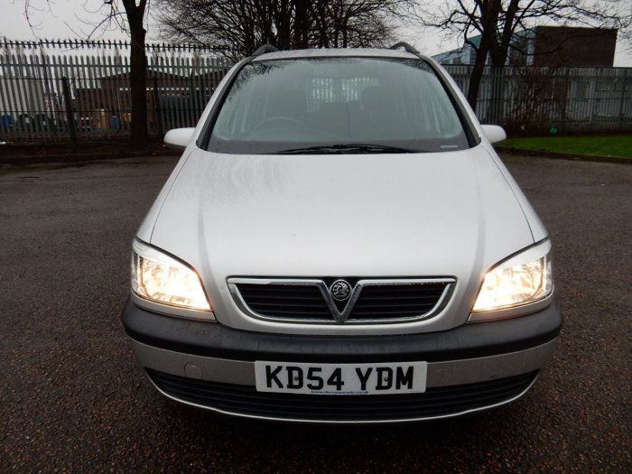 2004 Vauxhall Zafira 2.0 DTi Design 5dr image 4