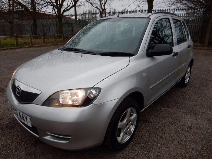 2003 Mazda 2 1.4 TS 5dr image 1