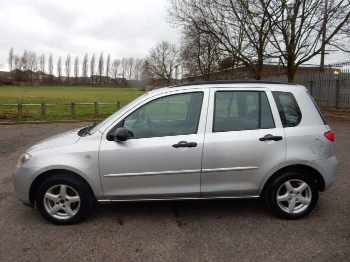 2003 Mazda 2 1.4 TS 5dr image 3