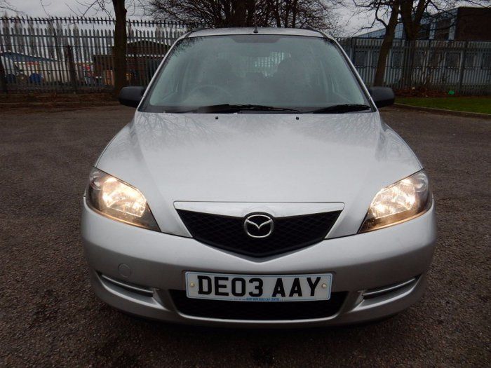 2003 Mazda 2 1.4 TS 5dr image 4